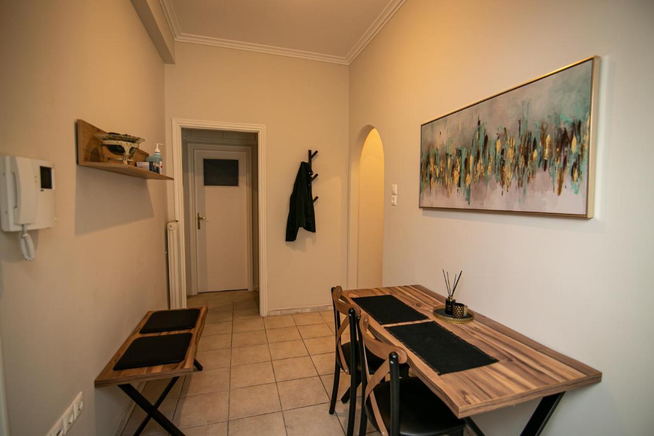 Nobili Guesthouse Athén Kültér fotó